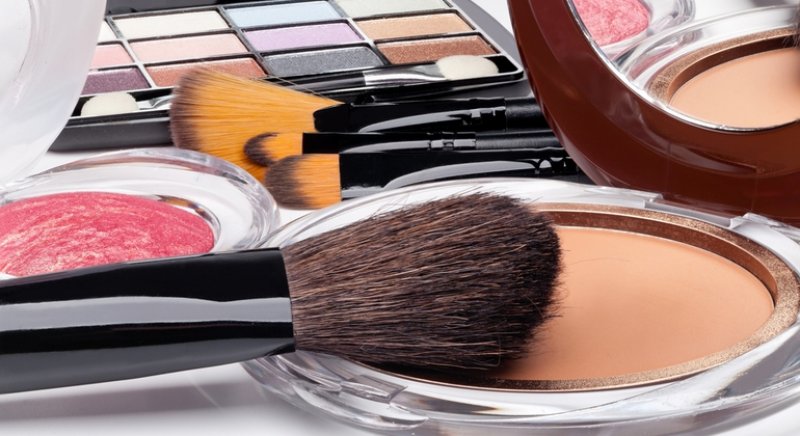 Dupes sind die preiswerte Alternative zu unerschwinglicher High-End-Kosmetik.